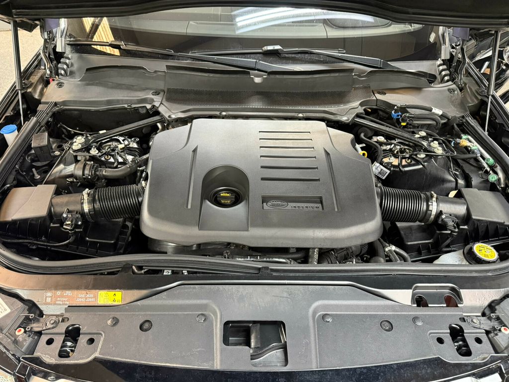 2023 Land Rover Discovery Metropolitan Edition/Heated&Cooled Massage Seat/Meridian Audio  - 23054751 - 30