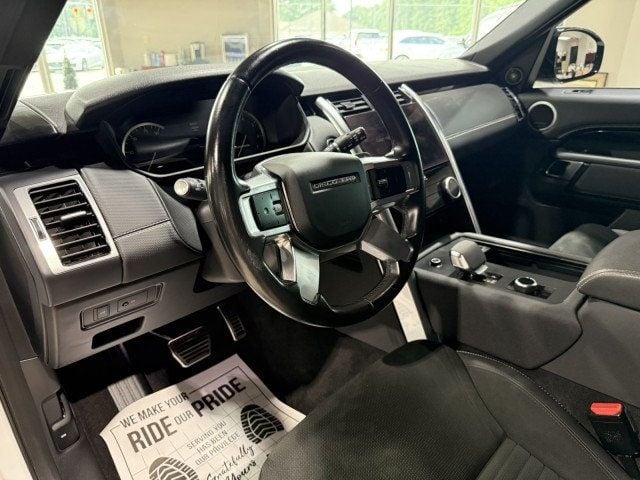 2023 Land Rover Discovery P300 S R-Dynamic - 22898452 - 15