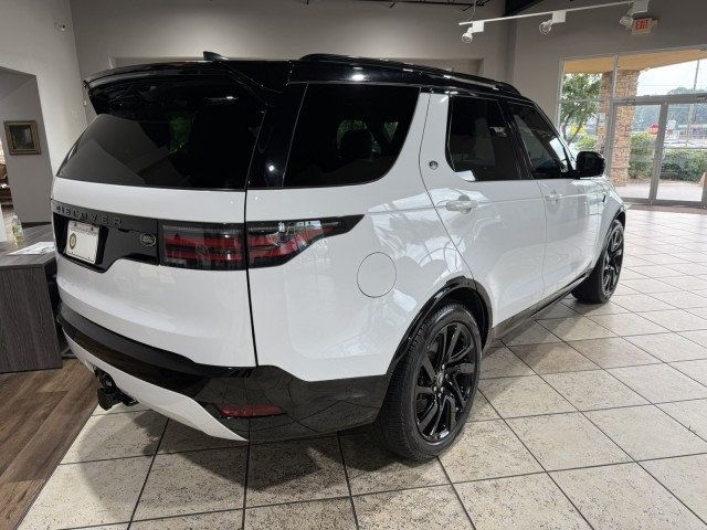 2023 Land Rover Discovery P300 S S R-Dynamic photo 4