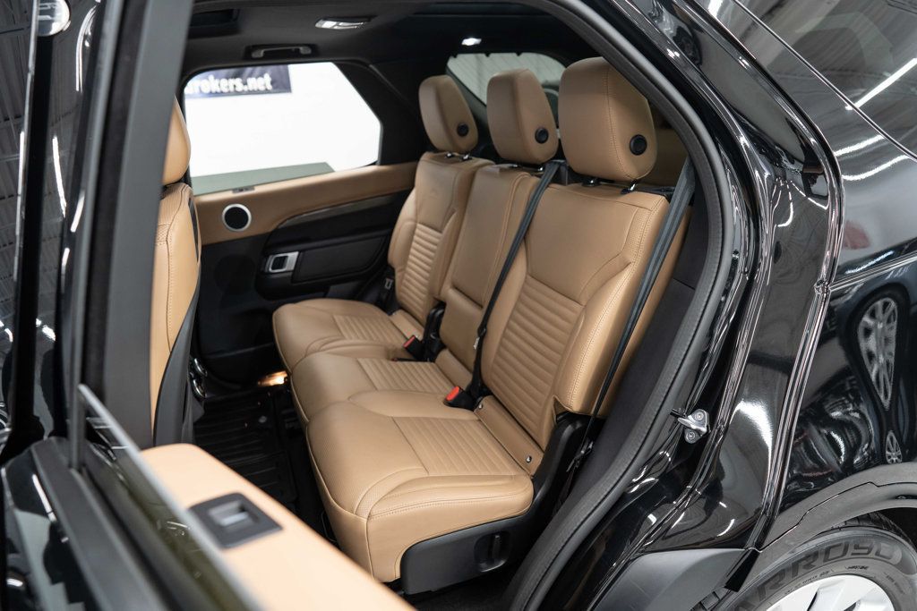 2023 Land Rover Discovery P300 S R-Dynamic - 22866227 - 16