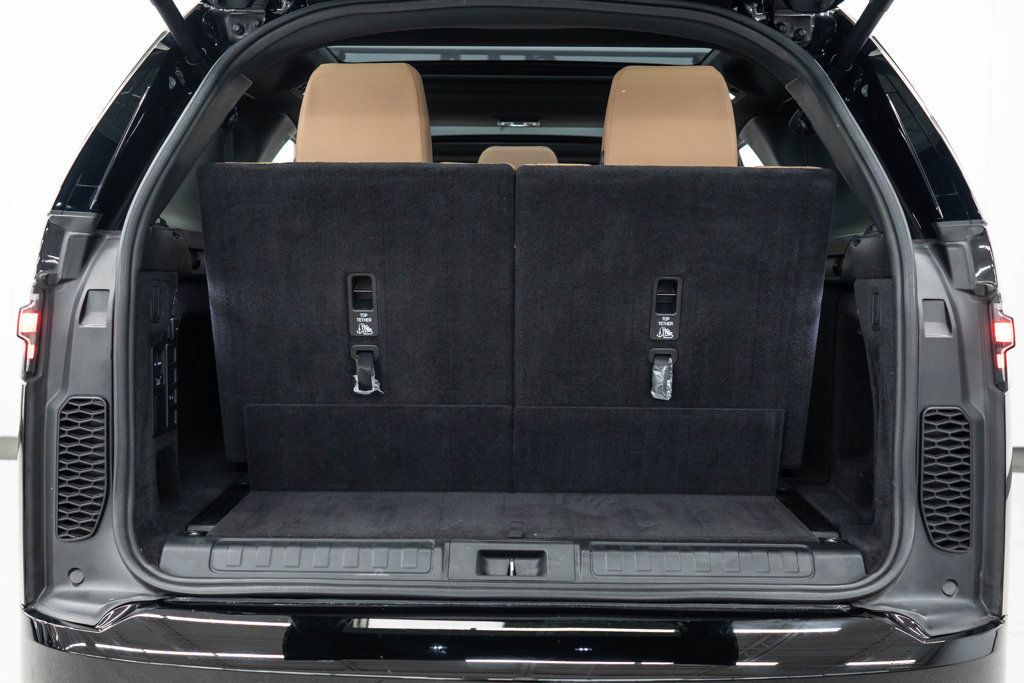 2023 Land Rover Discovery P300 S R-Dynamic - 22866227 - 40