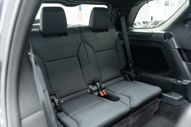 2023 Land Rover Discovery P300 S R-Dynamic - 22915620 - 13