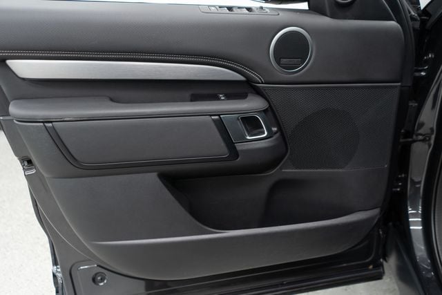 2023 Land Rover Discovery P300 S R-Dynamic - 22915620 - 18