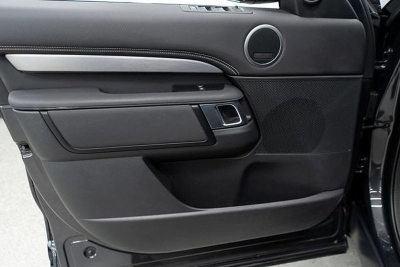 2023 Land Rover Discovery P300 S R-Dynamic - 22915620 - 18