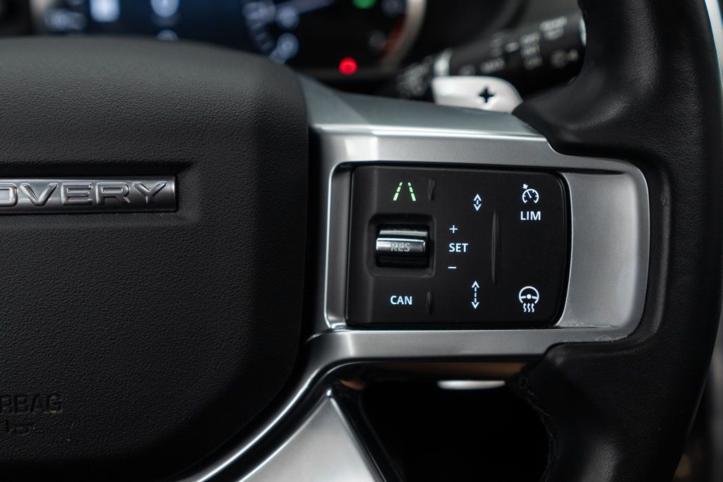 2023 Land Rover Discovery P300 S S R-Dynamic photo 23