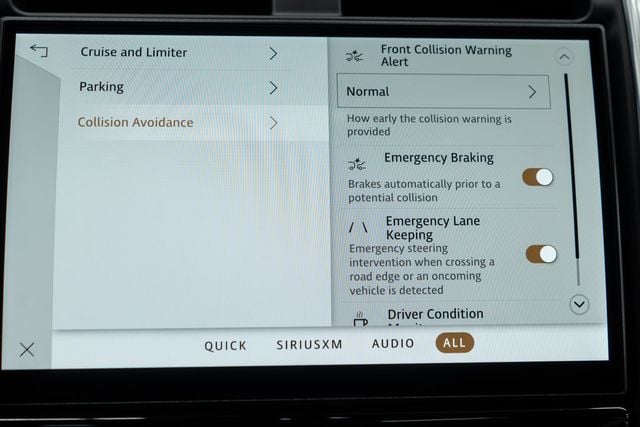 2023 Land Rover Discovery P300 S R-Dynamic - 22915620 - 35