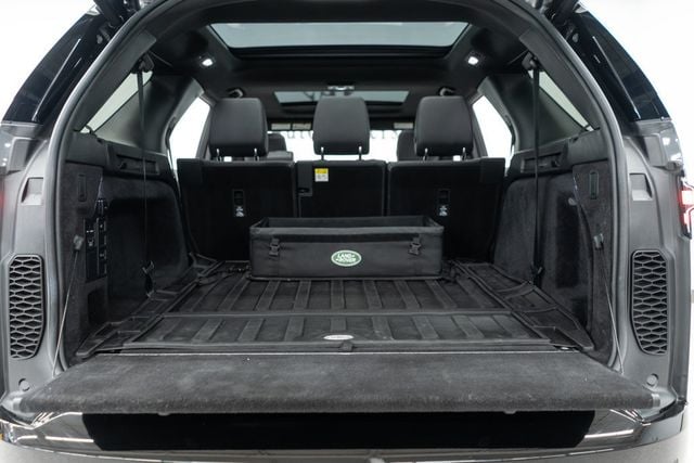2023 Land Rover Discovery P300 S R-Dynamic - 22915620 - 41