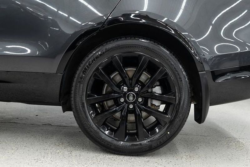 2023 Land Rover Discovery P300 S R-Dynamic - 22915620 - 46