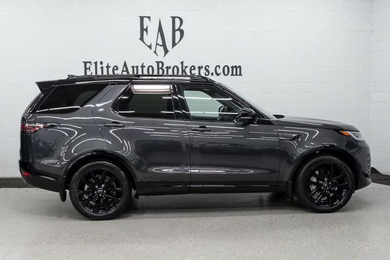 2023 Land Rover Discovery P300 S R-Dynamic - 22915620 - 4