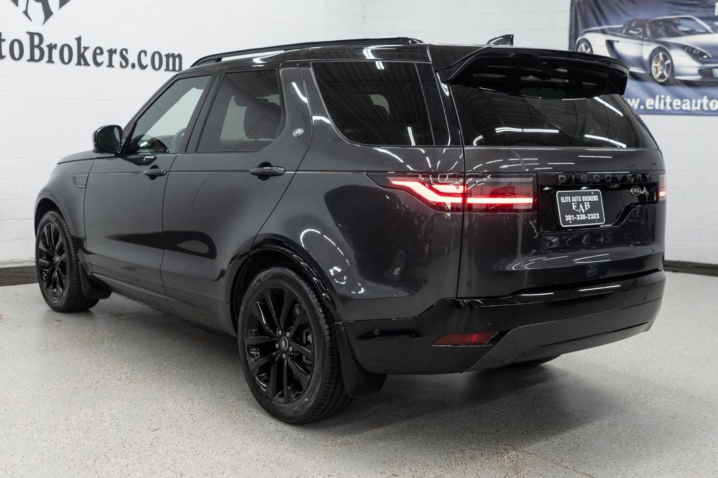 2023 Land Rover Discovery P300 S S R-Dynamic photo 44