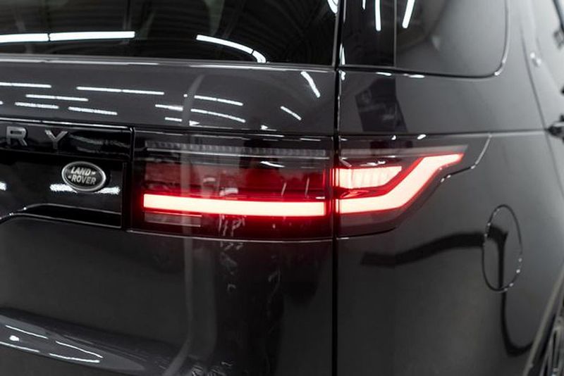 2023 Land Rover Discovery P300 S R-Dynamic - 22915620 - 57