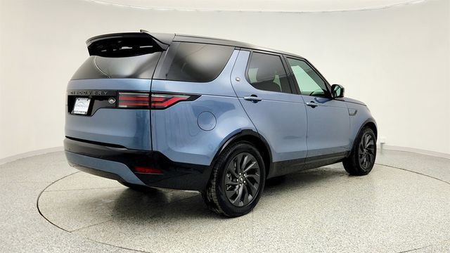 2023 Land Rover Discovery P300 S R-Dynamic w/ Cold Climate Pkg & Four-Zone Climate Control - 22967456 - 4