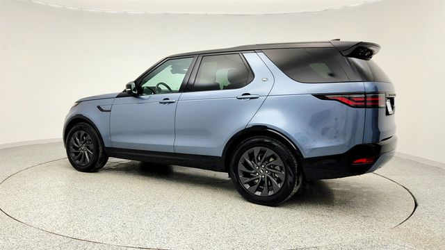 2023 Land Rover Discovery P300 S R-Dynamic w/ Cold Climate Pkg & Four-Zone Climate Control - 22967456 - 6