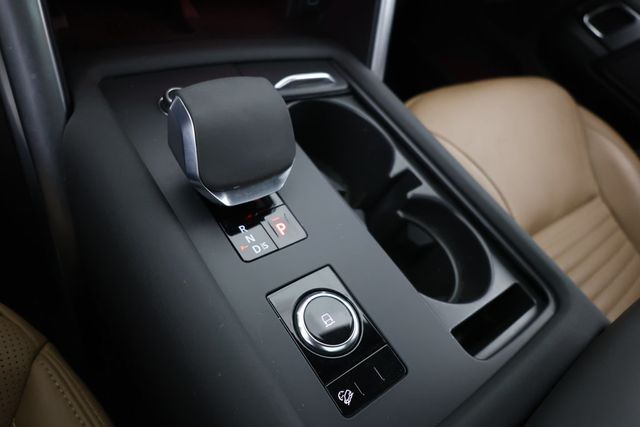 2023 Land Rover Discovery P360 HSE R-Dynamic with Heated/Cooled Massage Seats & Tow Hitch - 22937600 - 13