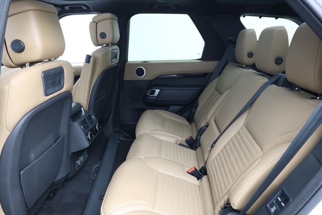 2023 Land Rover Discovery P360 HSE R-Dynamic with Heated/Cooled Massage Seats & Tow Hitch - 22937600 - 17