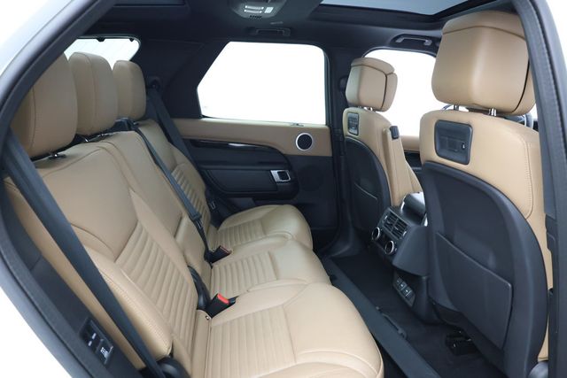 2023 Land Rover Discovery P360 HSE R-Dynamic with Heated/Cooled Massage Seats & Tow Hitch - 22937600 - 19