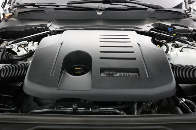 2023 Land Rover Discovery P360 HSE R-Dynamic with Heated/Cooled Massage Seats & Tow Hitch - 22937600 - 22