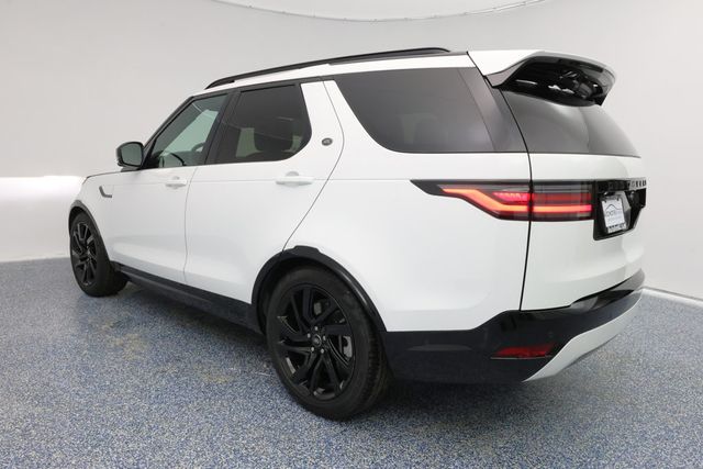 2023 Land Rover Discovery P360 HSE R-Dynamic with Heated/Cooled Massage Seats & Tow Hitch - 22937600 - 4