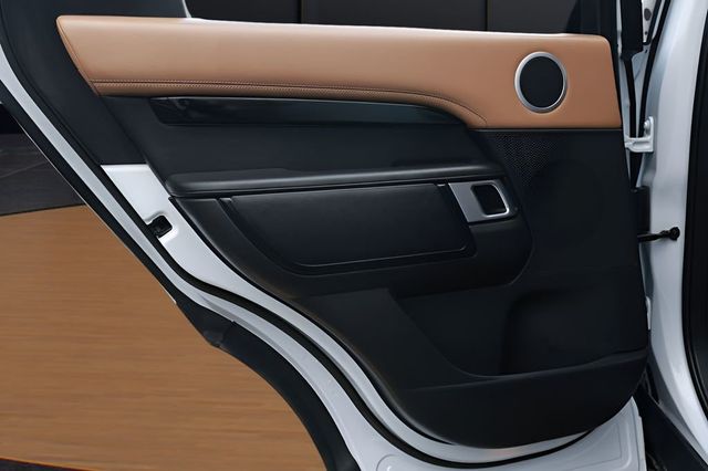 2023 Land Rover Discovery P360 S R-Dynamic - 22993731 - 23