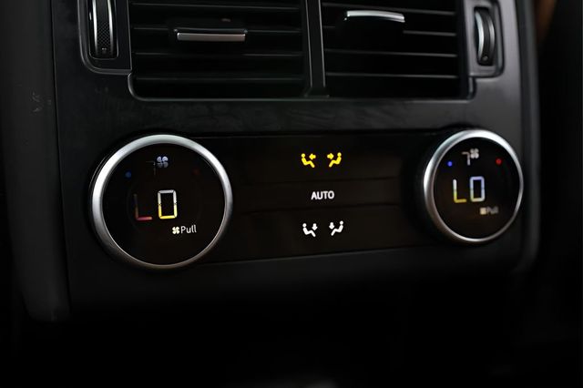 2023 Land Rover Discovery P360 S R-Dynamic - 22993731 - 32