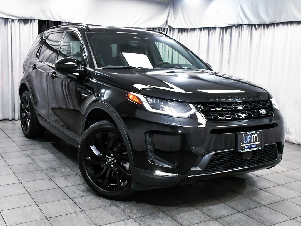 2023 Land Rover Discovery Sport SE photo 2