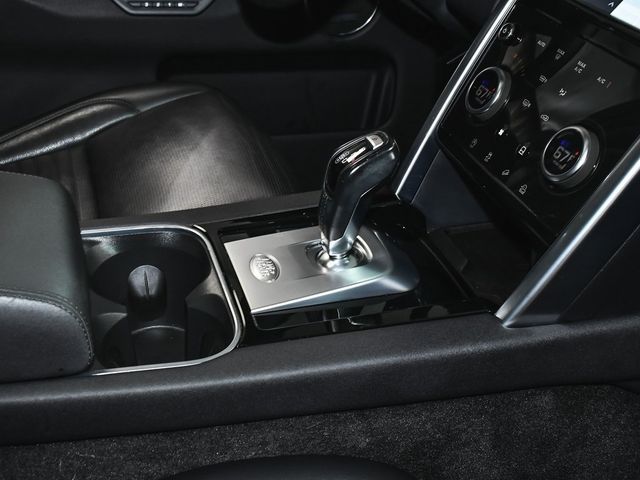 2023 Land Rover Discovery Sport SE - 22951385 - 60