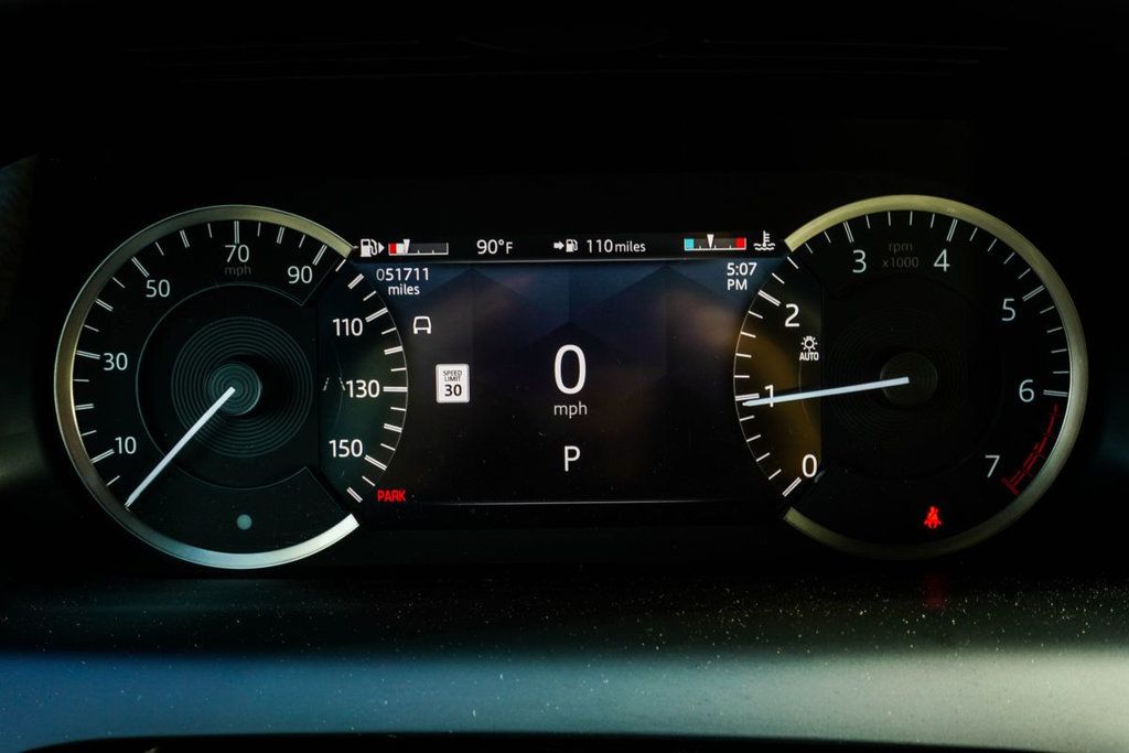 Land Rover Discovery Sport photo 26