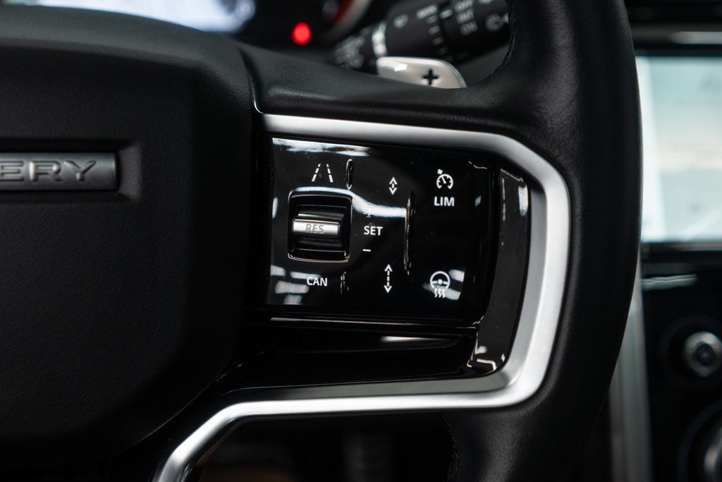 2023 Land Rover Discovery Sport S R-Dynamic photo 20