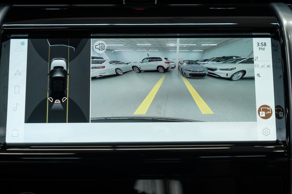 2023 Land Rover Discovery Sport S R-Dynamic photo 23