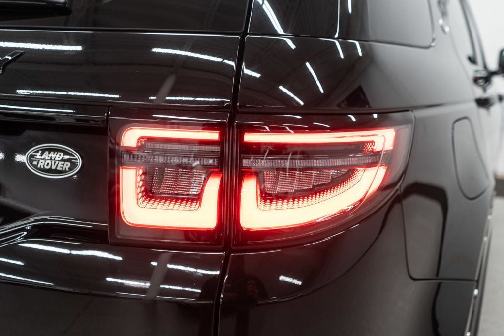 2023 Land Rover Discovery Sport S R-Dynamic photo 44