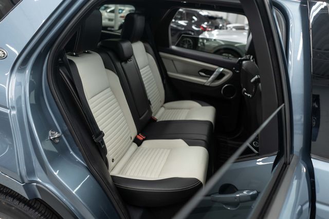 2023 Land Rover Discovery Sport S R-Dynamic 4WD - 22945398 - 11