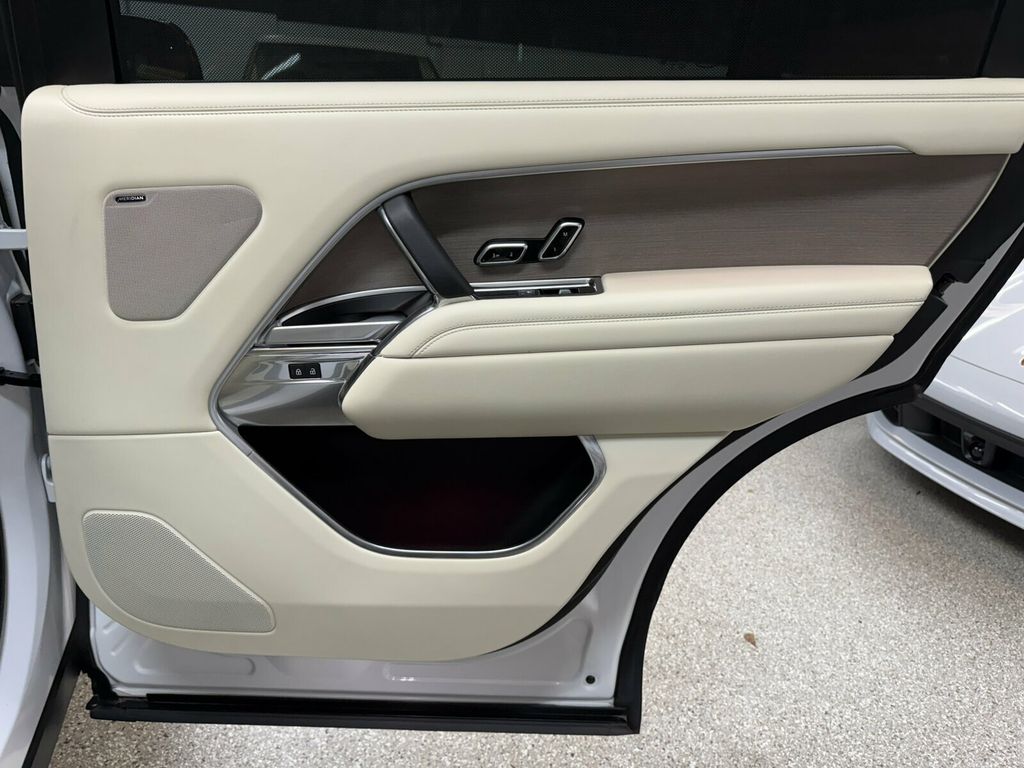 2023 Land Rover Range Rover Local Trade/LWB/Heated&Cooled Massaging Seats/Heads Up Display - 23086784 - 27