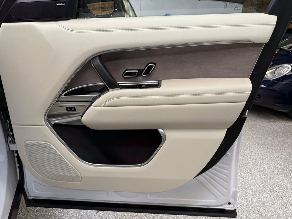 2023 Land Rover Range Rover Local Trade/LWB/Heated&Cooled Massaging Seats/Heads Up Display - 23086784 - 31