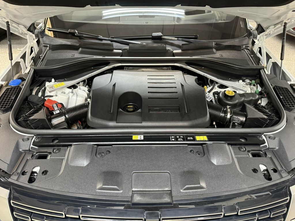 2023 Land Rover Range Rover Local Trade/LWB/Heated&Cooled Massaging Seats/Heads Up Display - 23086784 - 36