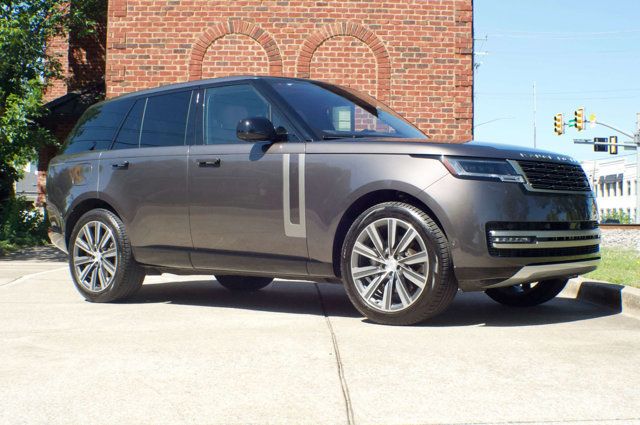 2023 Land Rover Range Rover LocalTrade/MSRP$105975/HeatedFront&RearSeats/BlindSpotMonitor - 23022940 - 2