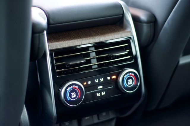 2023 Land Rover Range Rover MSRP$120710/LWB-7-Seat/BlackContrastRoof/ShadowExteriorPkg/NAV - 22976159 - 43