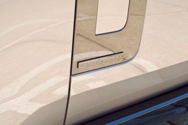 2023 Land Rover Range Rover MSRP$163425/Autobiography/LWB/Heated&CooledSeats/PanoramicRoof - 23014268 - 10