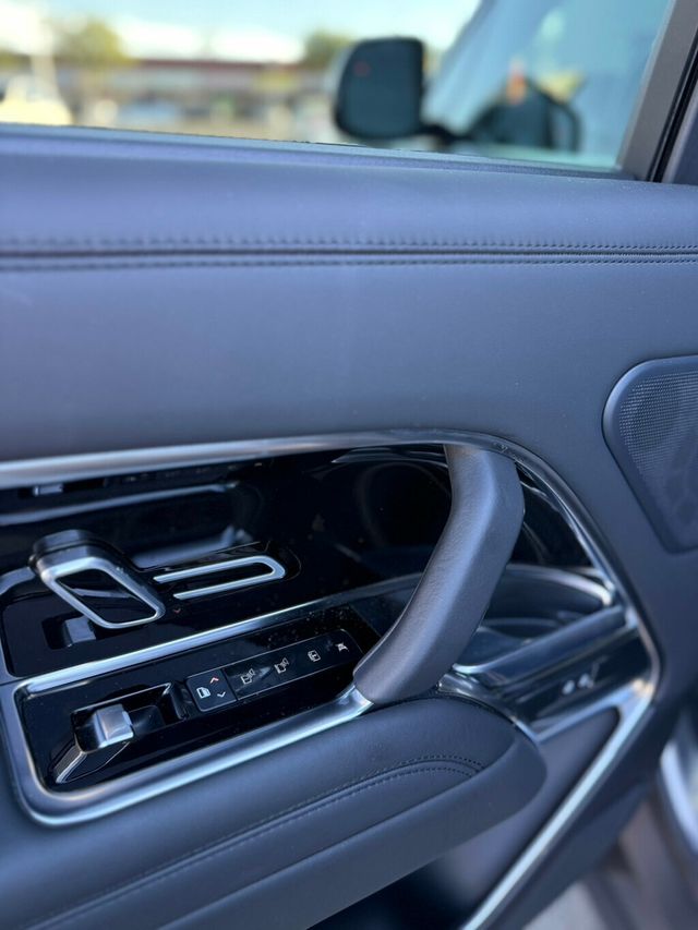 2023 Land Rover Range Rover P400 SE SWB - 22992531 - 18