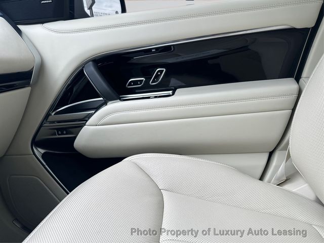 2023 Land Rover Range Rover P530 SE SWB - 22992452 - 17