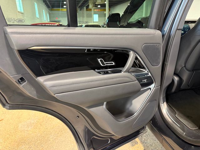 2023 Land Rover Range Rover P530 SE SWB - 22947581 - 42
