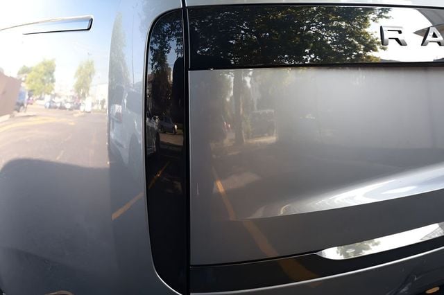 2023 Land Rover Range Rover P530 SE SWB - 23047223 - 22