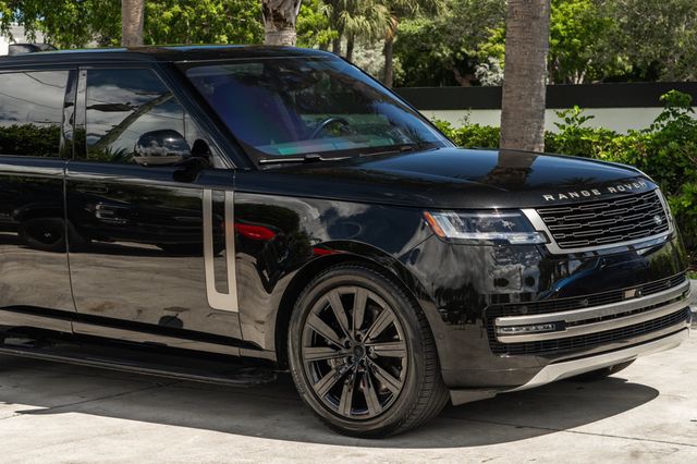 2023 Land Rover Range Rover P530 SE SWB - 22799893 - 10