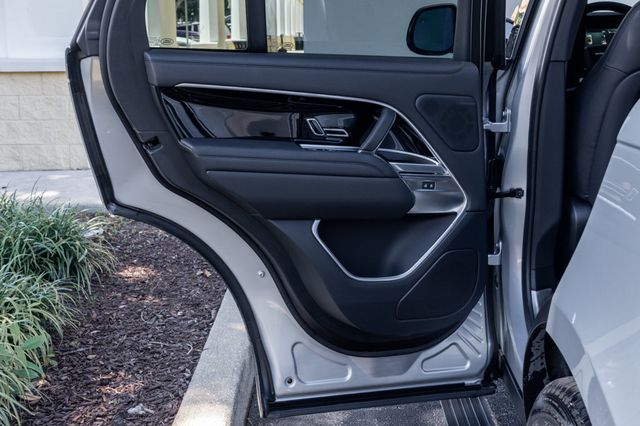 2023 Land Rover Range Rover P530 SE SWB - 22927778 - 30