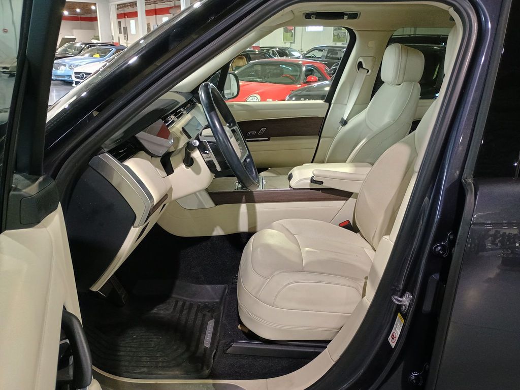 2023 Land Rover Range Rover P530 SE SWB 1 Owner Clean Carfax - 23072375 - 13