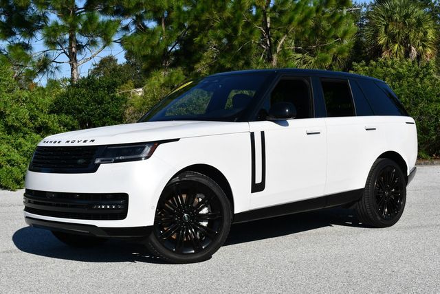 2023 Land Rover Range Rover P530 SE SWB SUV W/Shadow Exterior Pack - 23087242 - 1