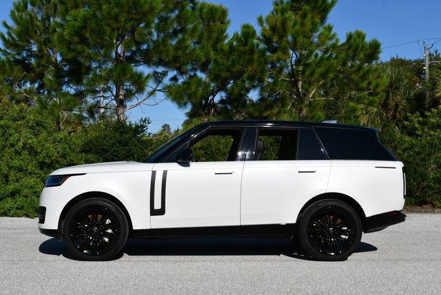 2023 Land Rover Range Rover P530 SE SWB SUV W/Shadow Exterior Pack - 23087242 - 25