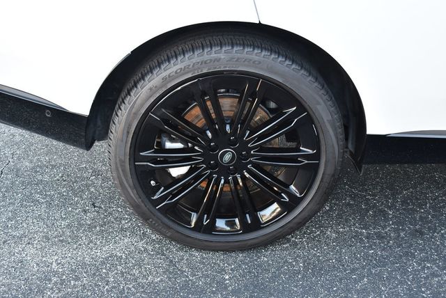 2023 Land Rover Range Rover P530 SE SWB SUV W/Shadow Exterior Pack - 23087242 - 59