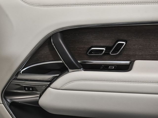 2023 Land Rover Range Rover SE - 22955980 - 18