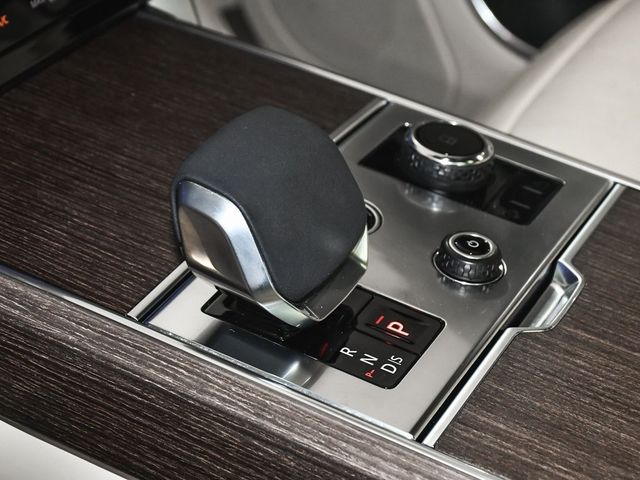 2023 Land Rover Range Rover SE - 22955980 - 49