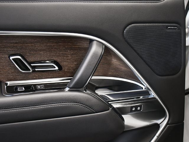 2023 Land Rover Range Rover SE - Photo 10